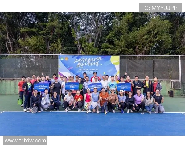 网球盛宴：深入了解杭州网球队的团队协作与默契配合之道